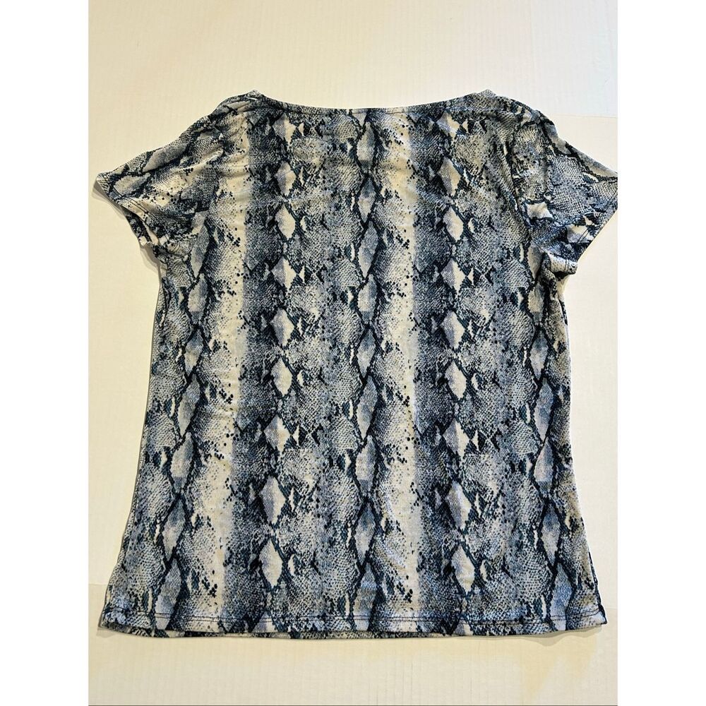 Lot of 2 Jaclyn Smith Collection Snakeskin Print Cowl Neck Career Blouses Size M - Picture 10 of 13